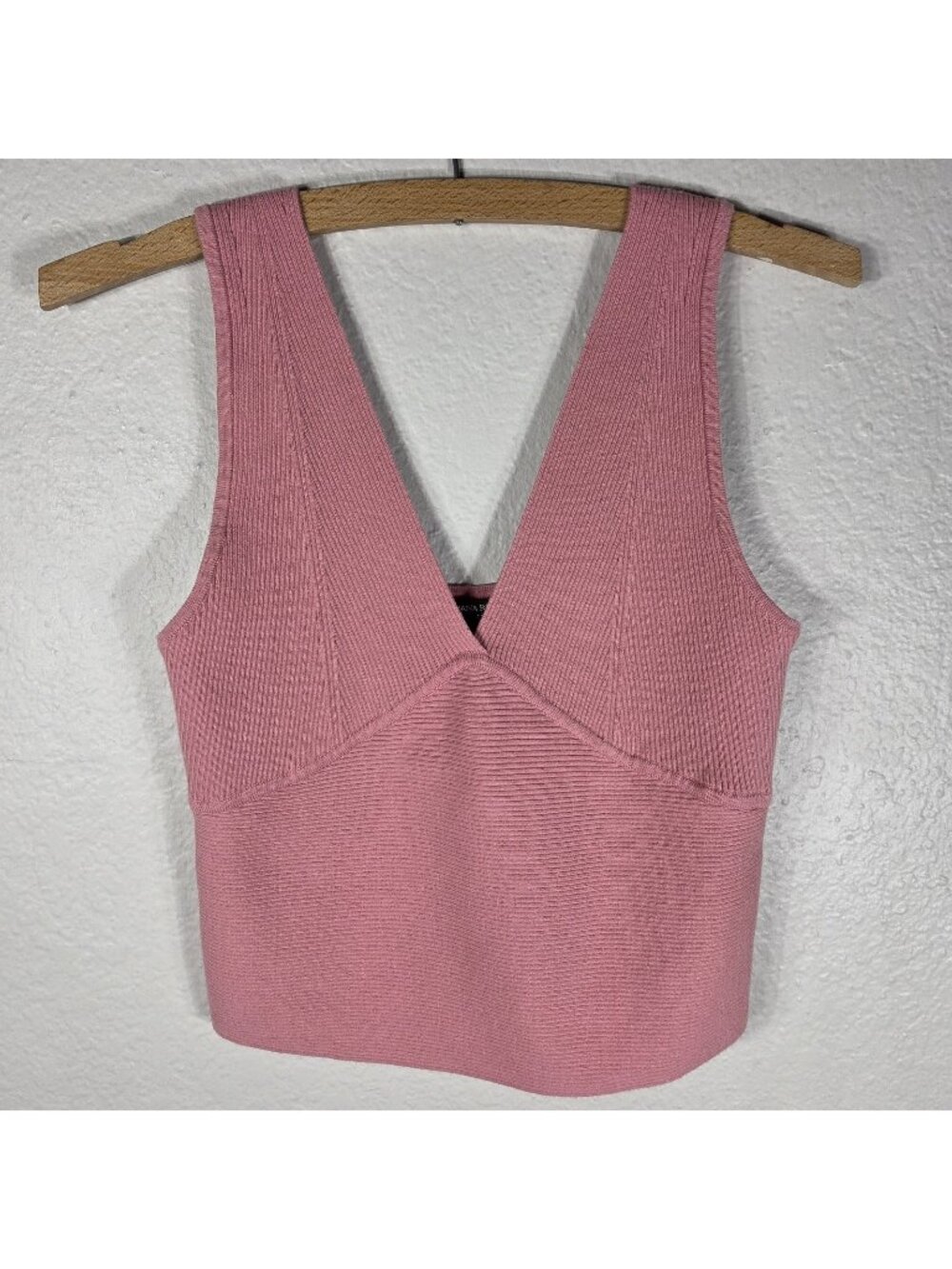 Banana Republic Dusty Pink Ribbed Knit Seamless Tank Top Size S V-Neck Stretch